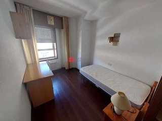 Piso en alquiler en Ensanche - Sar en Santiago de Compostela