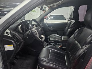 MAHINDRA XUV500 FWD 4X2 W10  7 plazas