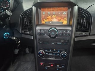 MAHINDRA XUV500 FWD 4X2 W10  7 plazas