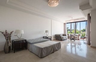 Chalet en alquiler en Nueva Andalucía centro en Marbella