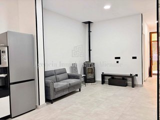 Casa en alquiler en Novelda