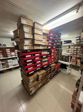 Local comercial en venta en Os Mallos - San Cristóbal en Coruña (A)