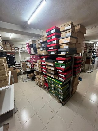 Local comercial en venta en Os Mallos - San Cristóbal en Coruña (A)