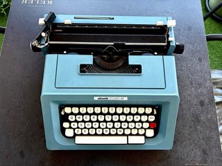 Olivetti Studio 46 Máquina de Escribir Azul