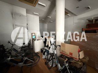 Local comercial en alquiler en Centro en San Sebastián-Donostia
