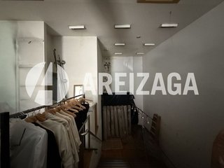 Local comercial en alquiler en Centro en San Sebastián-Donostia