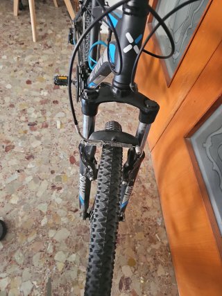 Bicicleta de Montaña B'TWIN