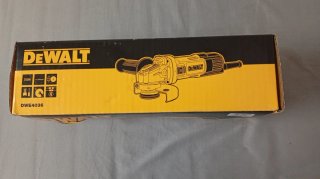 Radial DeWalt nueva