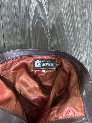 Pantalón de cuero hecho a mano
