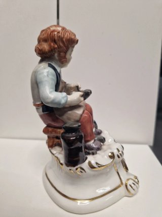 Figura zapatero porcelana