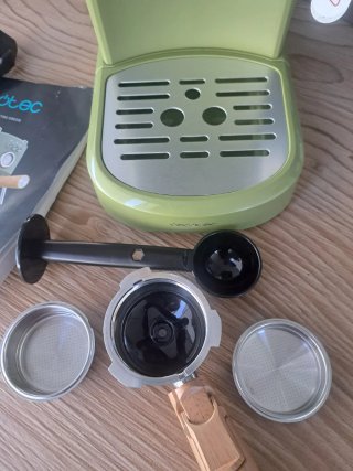 Macchina da caffè Cecotec Power Espresso Compacta