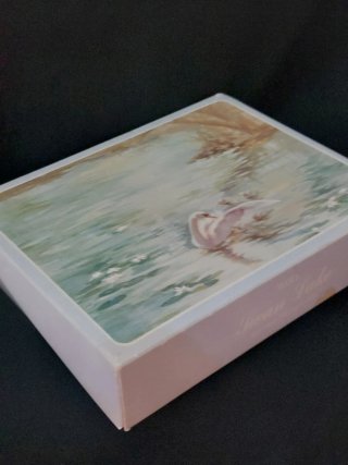 Estuche de jabones antiguos con forma de pato