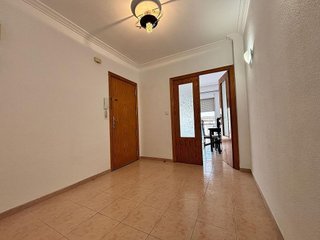 Piso en alquiler en Mercado en Alicante