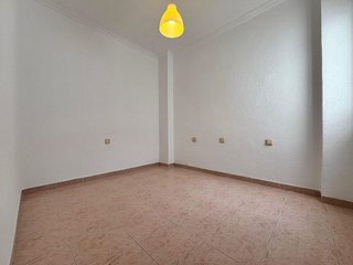 Piso en alquiler en Mercado en Alicante