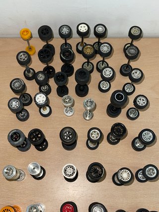 Scalextric ENORME LOTE 223 Trenes de Ruedas Ejes