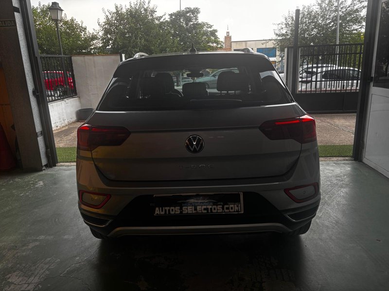 Volkswagen T-Roc 2022, foto 6