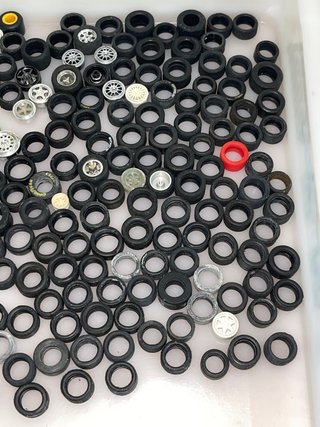 Scalextric LOTE 385 NEUMATICOS Llantas Ruedas scx