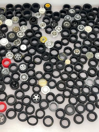 Scalextric LOTE 385 NEUMATICOS Llantas Ruedas scx