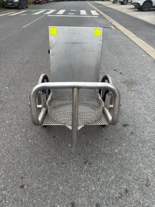 Carro limpieza barrendero Tengo 7 carros