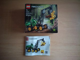 LEGO Technic John Deere 42218