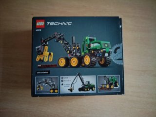 LEGO Technic John Deere 42218