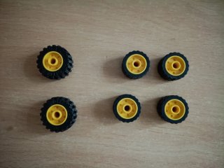 LEGO Technic John Deere 42218