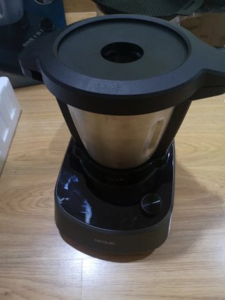 Mambo Cecotec 11090 averiada