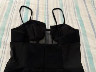 Vestido negro corto