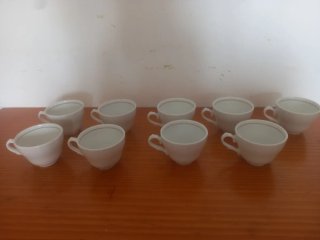 Vajilla de porcelana blanca