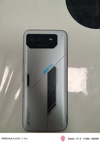 Asus ROG Phone 6 512GB. 16GB ram Blanco+AeroCooler