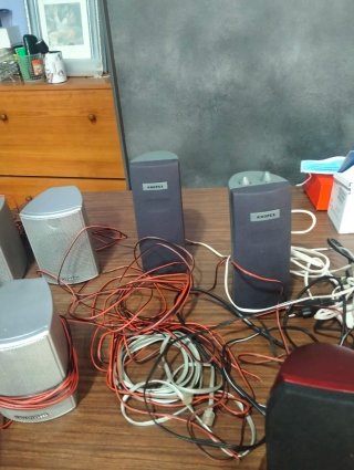 Altavoces Grundig, NGS, Knopex PC.