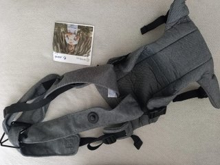 Mochila porta bebé gris
