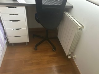 Escritorio juvenil y silla