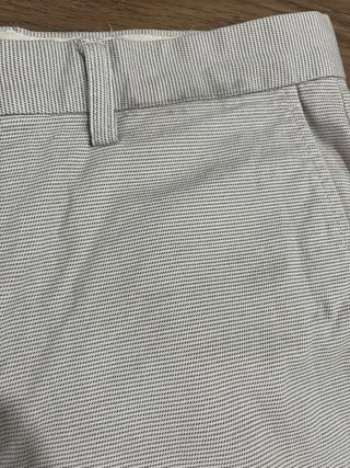 Pantalón corto hombre rayas beige