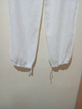 Pantalón bombacho, de lino
