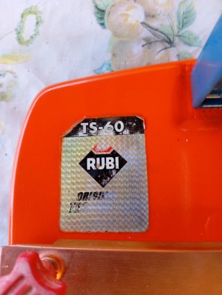 Cortadora de azulejos Rubi TS-60