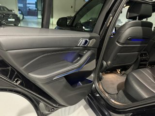 BMW X5 M50d (2020)