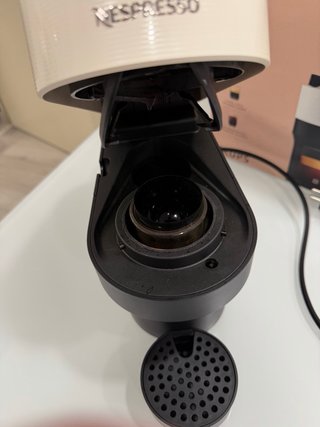 Macchina Caffè Nespresso Vertuo Pop