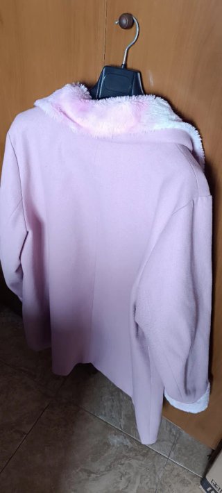 Abrigo rosa SHEIN talla XXXL