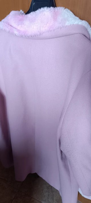 Abrigo rosa SHEIN talla XXXL