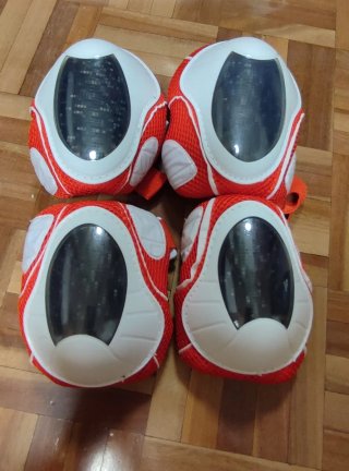 Patines en línea Talla 39-42 + Protecciones