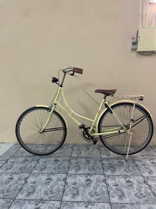 Bicicleta Holandesa Clásica Amarilla
