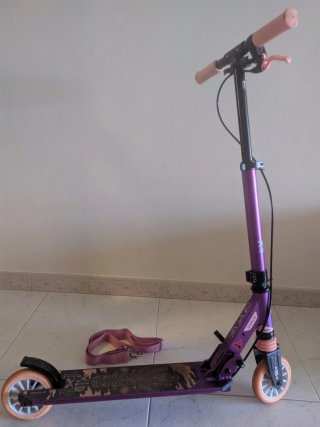 Monopatín Morado Oxelo con Correa
