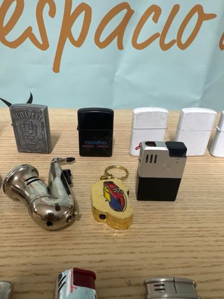 Collezione di accendini vintage