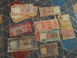 Lotes de Billetes Extranjeros - 1€ Unidad