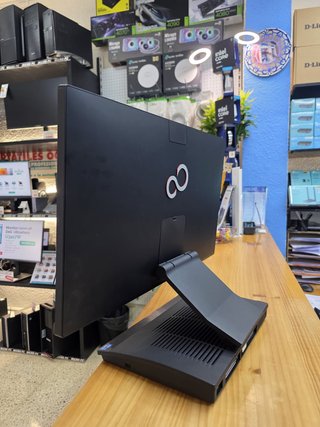 AIO FUJITSU ESPRIMO X923 i3 4gen / 8GB / 240GB