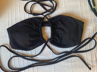 Set bikini 2 pezzi sopra + 1 sotto