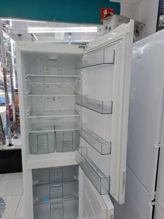 Nevera Combi Corberó
