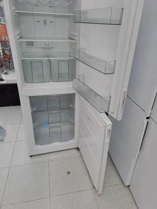 Nevera Combi Corberó