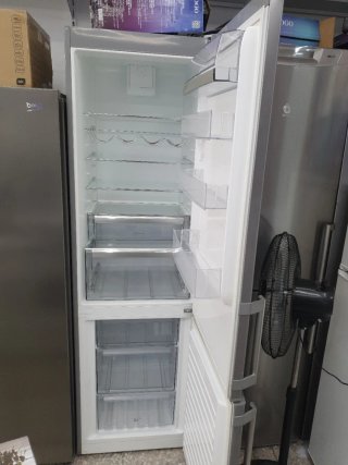 Nevera AEG con garantía y transporte